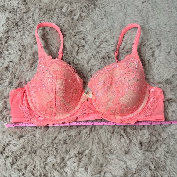 Victoria's Secret Body By Victoria Hot Pink Coral Lace & Gemstone Lined Demi Bra - Picture 9 of 11